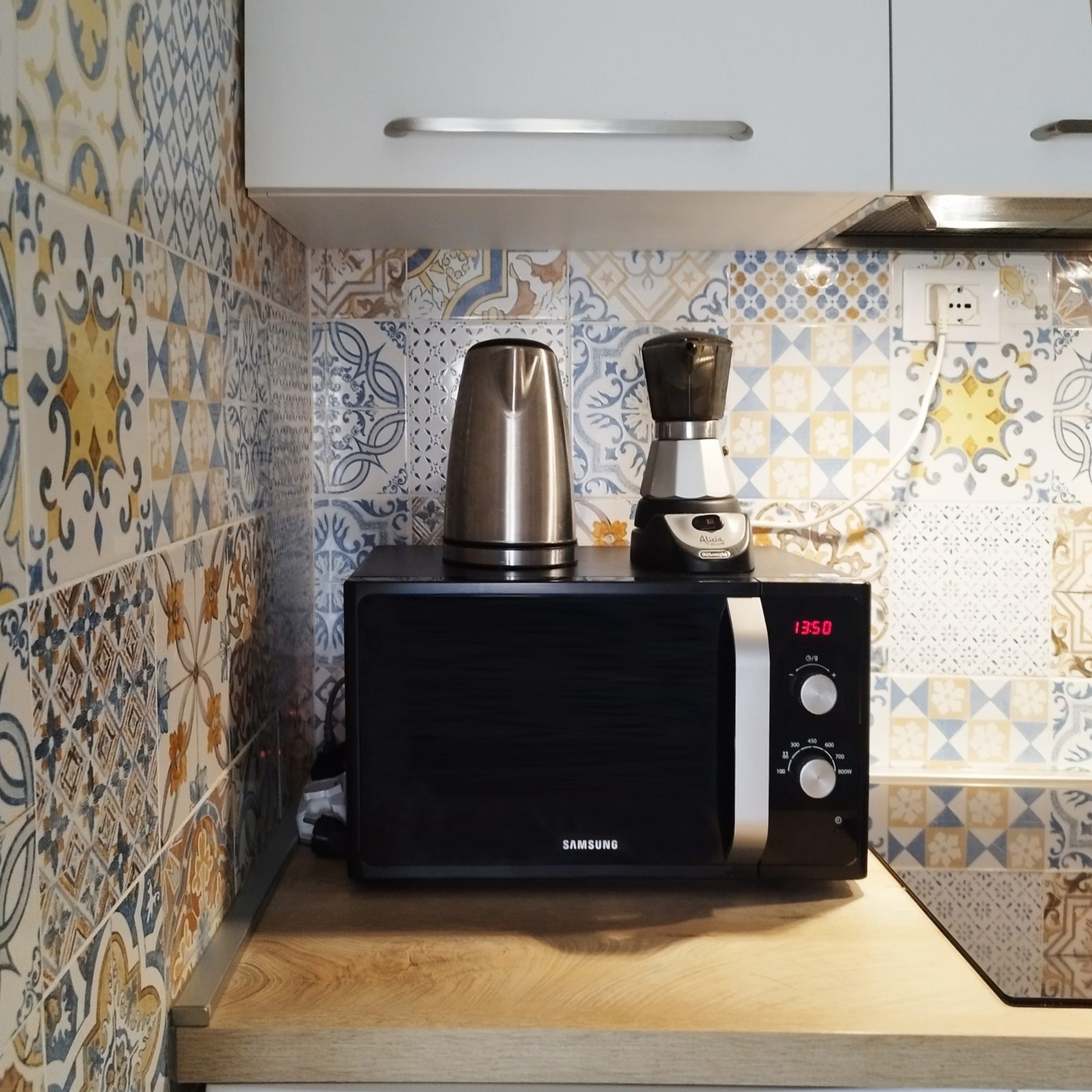 Angolo cottura attrezzato dell'appartamento PhotoWalkTour House a Lido di Jesolo
